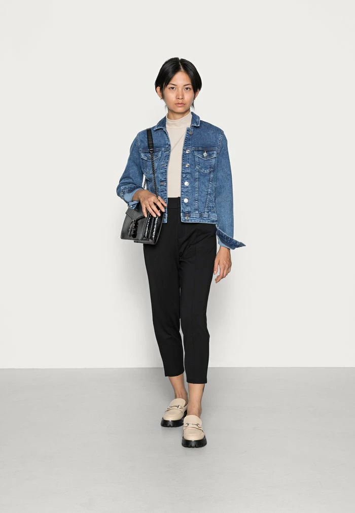 ONLY Petite ONLPOPTRASH LIFE MID WAIST PIN TAILOR - Trousers - Black 4 ONLY Petite ONLPOPTRASH LIFE MID WAIST PIN TAILOR - Trousers - Black - Image 2