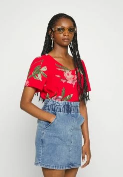 ONLY Petite ONLNOVA LARA - Blouse - Chinese Red -ONLY Petite store 65220b8035f74cb8828f8eb30fee3a35