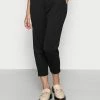ONLY Petite ONLPOPTRASH LIFE MID WAIST PIN TAILOR - Trousers - Black