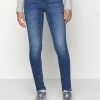 ONLY Petite ONLBLUSH PIMBOX - Jeans Skinny Fit - Medium Blue Denim -ONLY Petite store 68a429e5687c44559a34c4549701c5b8