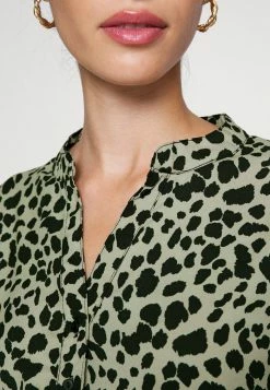 ONLY Petite ONLCORY - Tunic - Green -ONLY Petite store 68e79a6f58b348258b9b2823885826d7