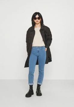 ONLY Petite ONLRAIN LIFE - Slim Fit Jeans - Light Blue Denim -ONLY Petite store 69120d2b061c4a7980d29a89c52f373e