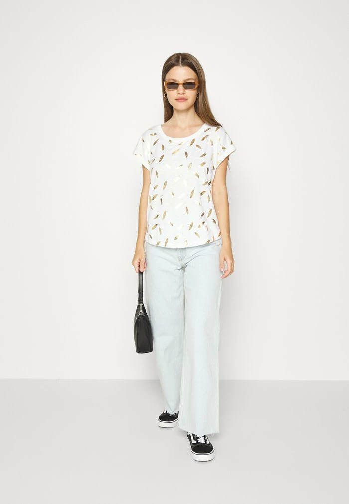 ONLY Petite ONLFEATHER - Print T-shirt - White 4 ONLY Petite ONLFEATHER - Print T-shirt - White - Image 2