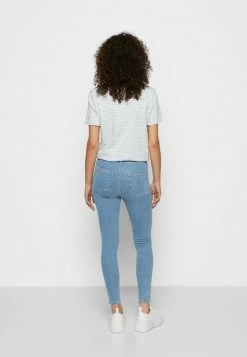 ONLY Petite ONLBLUSH LIFE - Jeans Skinny Fit - Light Blue Denim -ONLY Petite store 6c2f4b1da985486e993c3d64d0306ba2