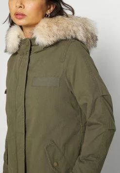 ONLY Petite ONLMAY LIFE - Light Jacket - Olive Night -ONLY Petite store 6c544fa442b34329a3f522b6786fbe3c