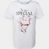 ONLY Petite ONLARISTOCAT - Print T-shirt - White 2 ONLY Petite ONLARISTOCAT - Print T-shirt - White -ONLY Petite store 7109f8ea68ff4bc3b8e7abfc2cfcf3d2