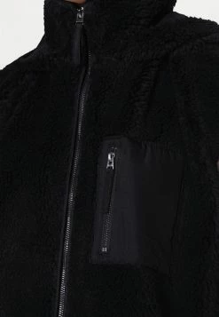 ONLY Petite ONLSASCHA TEDDY - Waistcoat - Black 11 ONLY Petite ONLSASCHA TEDDY - Waistcoat - Black -ONLY Petite store 7141547a3a734978b30a40f22f5d676f
