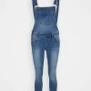 ONLY Petite ONLKIM WITTY - Dungarees - Medium Blue Denim -ONLY Petite store 72d323a2ca2a43828f4d3a5dc1982ccf