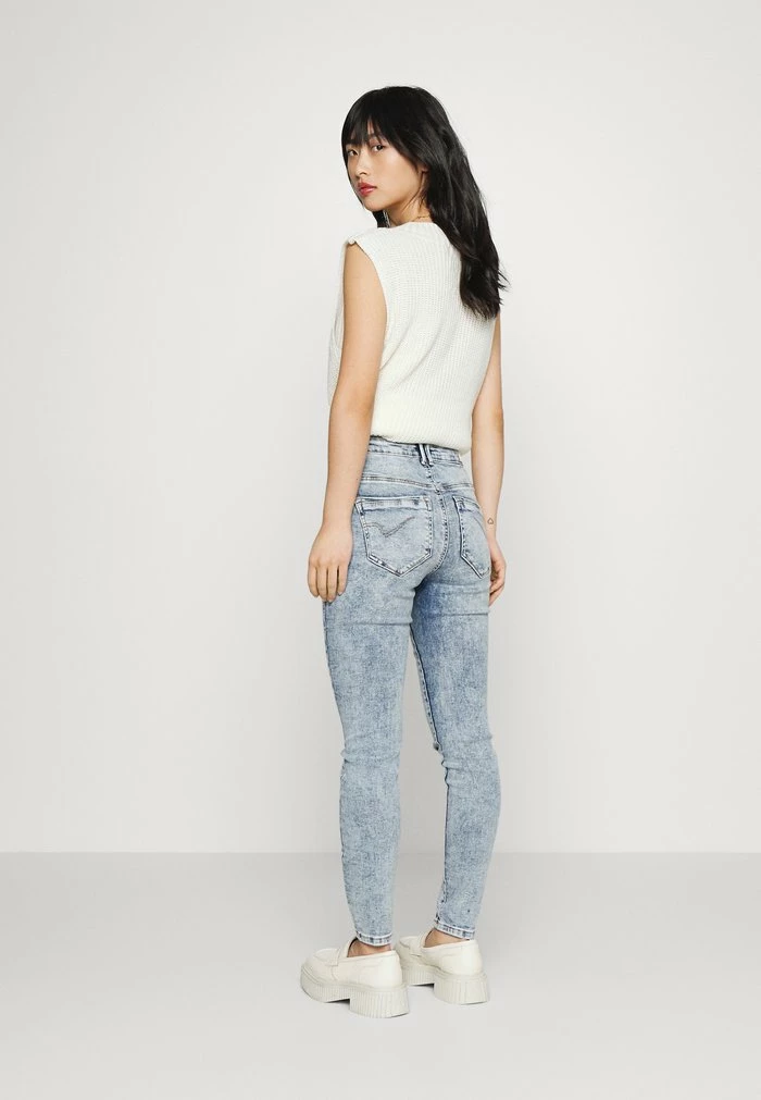 ONLY Petite ONLPAOLA LIFE - Jeans Skinny Fit - Light Blue Denim 5 ONLY Petite ONLPAOLA LIFE - Jeans Skinny Fit - Light Blue Denim - Image 3