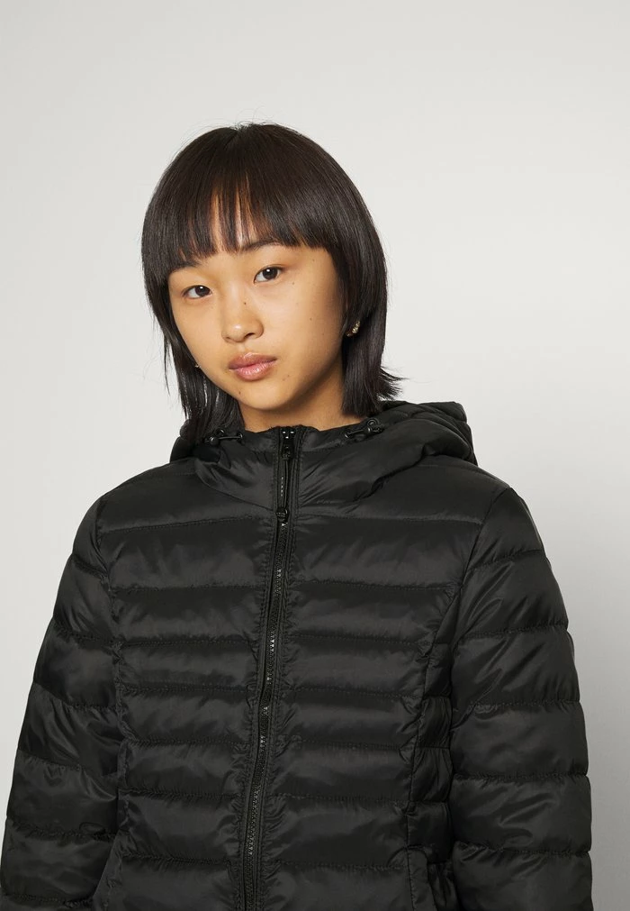 ONLY Petite ONLTAHOE HOOD JACKET - Light Jacket - Black 6 ONLY Petite ONLTAHOE HOOD JACKET - Light Jacket - Black - Image 4