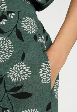 ONLY Petite ONLNOVA LUX ALBA PALAZZO PANT - Trousers - Balsam Green/white -ONLY Petite store 76eb70374ff9453a97ab7c634ba0015e