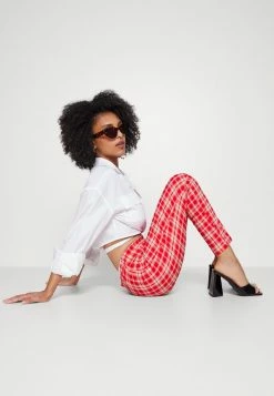 ONLY Petite ONLMEGHAN LIFE CHECK - Trousers - Red -ONLY Petite store 786316d462d84f768d004d837bd26031
