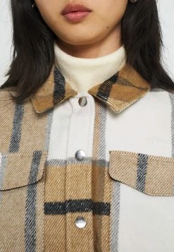 ONLY Petite ONLMACI CHECK SHACKET - Short Coat - Cloud Dancer/black/chipmunk -ONLY Petite store 78f04b7cf41f453c9fca5bbb7624dba8