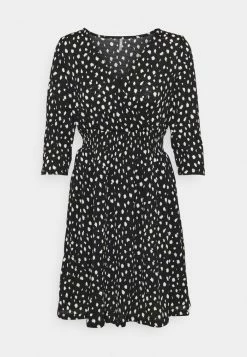 ONLY Petite ONLPELLA 3/4 WRAP SHORT DRESS - Jersey Dress - Black -ONLY Petite store 79af6dd2136d4a9c92b3013a14b37ab9