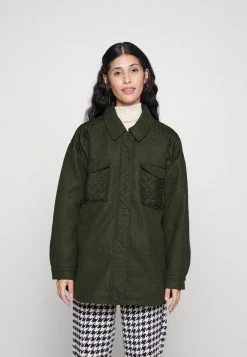 ONLY Petite ONLSELMA QUILT MIX SHACKET - Winter Jacket - Kalamata