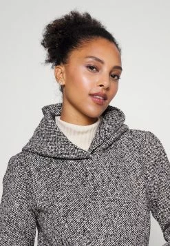 ONLY Petite ONLVIGGA SEDONA COAT - Classic Coat - Black -ONLY Petite store 7a6d5f31c9ea4e4daf14f931b3f0e7c7
