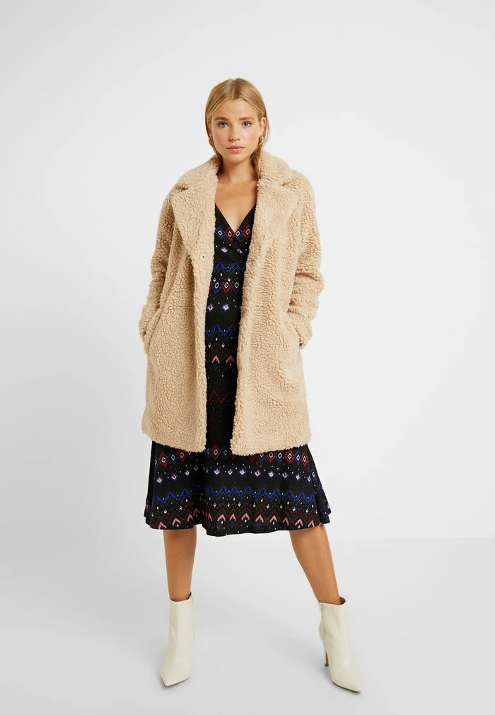 ONLY Petite ONLAURELIA COAT - Winter Coat - Cuban Sand 3 ONLY Petite ONLAURELIA COAT - Winter Coat - Cuban Sand