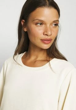 ONLY Petite ONLAMY FLOUNCE - Sweatshirt - Birch -ONLY Petite store 7eb53585f40e447b877efdccf4f4785c