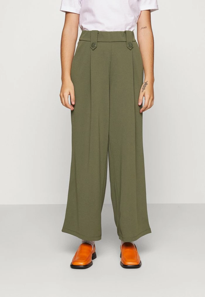 ONLY Petite ONLSANIA - Trousers - Grape Leaf 3 ONLY Petite ONLSANIA - Trousers - Grape Leaf