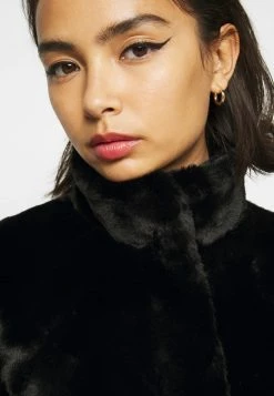 ONLY Petite ONLVIDA JACKET - Winter Jacket - Black -ONLY Petite store 804171ad648d4aca87e1c9e49eedea91