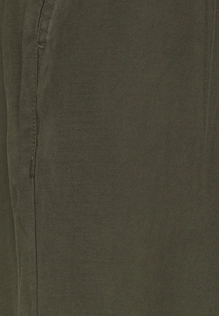 ONLY Petite ONLAMINTA ARIS LIFE CULOT - Trousers - Forest Night 5 ONLY Petite ONLAMINTA ARIS LIFE CULOT - Trousers - Forest Night - Image 3
