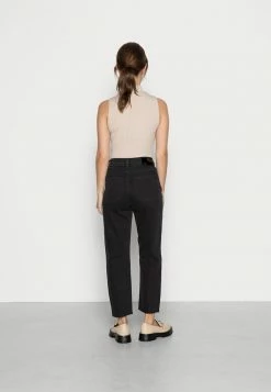 ONLY Petite ONLEMILY LIFE - Straight Leg Jeans - Black -ONLY Petite store 837d842608c544ed928e89e216233156