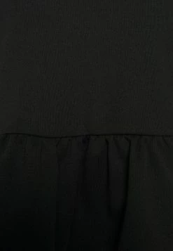 ONLY Petite ONLAMY FLOUNCE - Sweatshirt - Black -ONLY Petite store 83e4839ba58c418784c56098b423503d