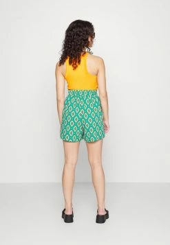 ONLY Petite ONLLEA FLOWY - Shorts - Greenlake -ONLY Petite store 85d22720de74428e84d6903286663da7