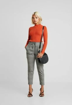 ONLY Petite ONLPOPTRASH EASY SAVIL CHECK PANT - Trousers - Black/merlot -ONLY Petite store 8787048abbee43ea91b1e493c329fb12