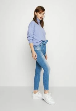 ONLY Petite ONLHUSH LIFE - Jeans Skinny Fit - Medium Blue Denim -ONLY Petite store 8811bc8a53a74ce2a1af9ddb516b4a1a