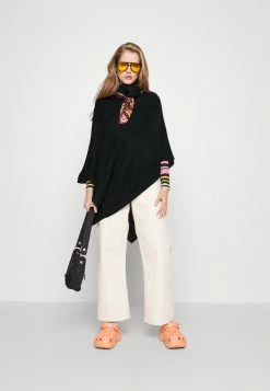 Alternative view of ONLY Petite ONLNICOYA PONCHO KNT PTT - Blazer - Black