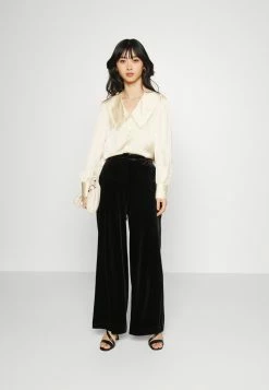 ONLY Petite ONLMARGARET WIDE PANT - Trousers - Black -ONLY Petite store 8f10a2d476f64668a5a74f0027ef3595