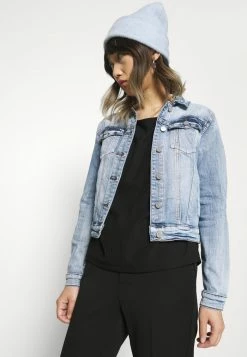 ONLY Petite ONLNELLA BOXY - Jumper - Black 11 ONLY Petite ONLNELLA BOXY - Jumper - Black -ONLY Petite store 8feaa30cb2164863898bc9b5c8fced35