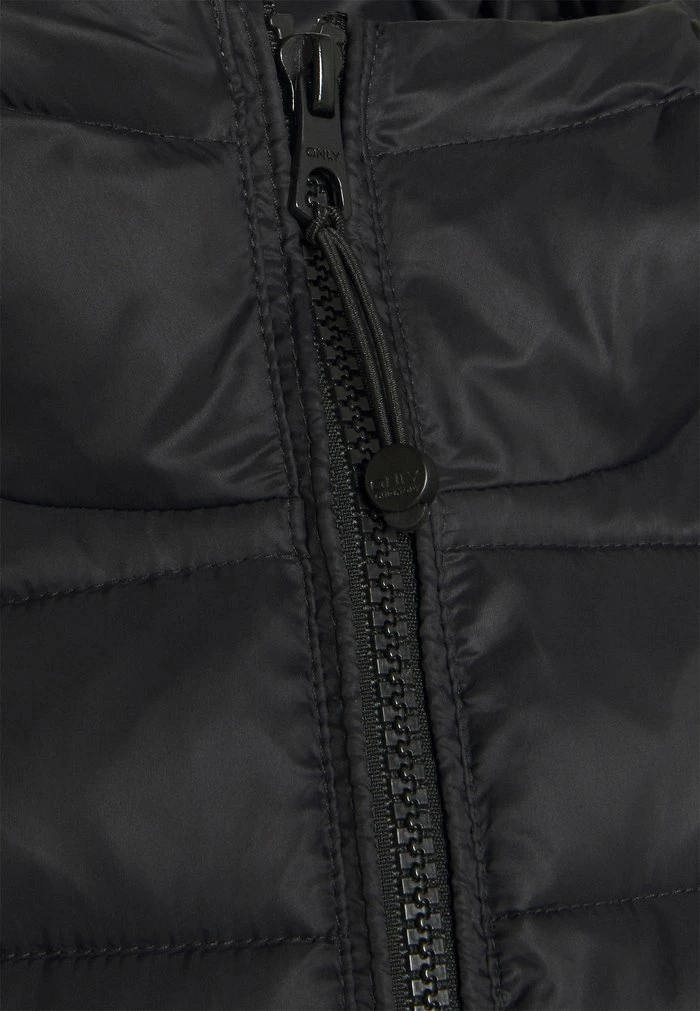 ONLY Petite ONLTAHOE HOOD JACKET - Waistcoat - Black 5 ONLY Petite ONLTAHOE HOOD JACKET - Waistcoat - Black - Image 3