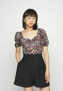 ONLY Petite ONLTHEA FEVER PUFF - Print T-shirt - Black/brown
