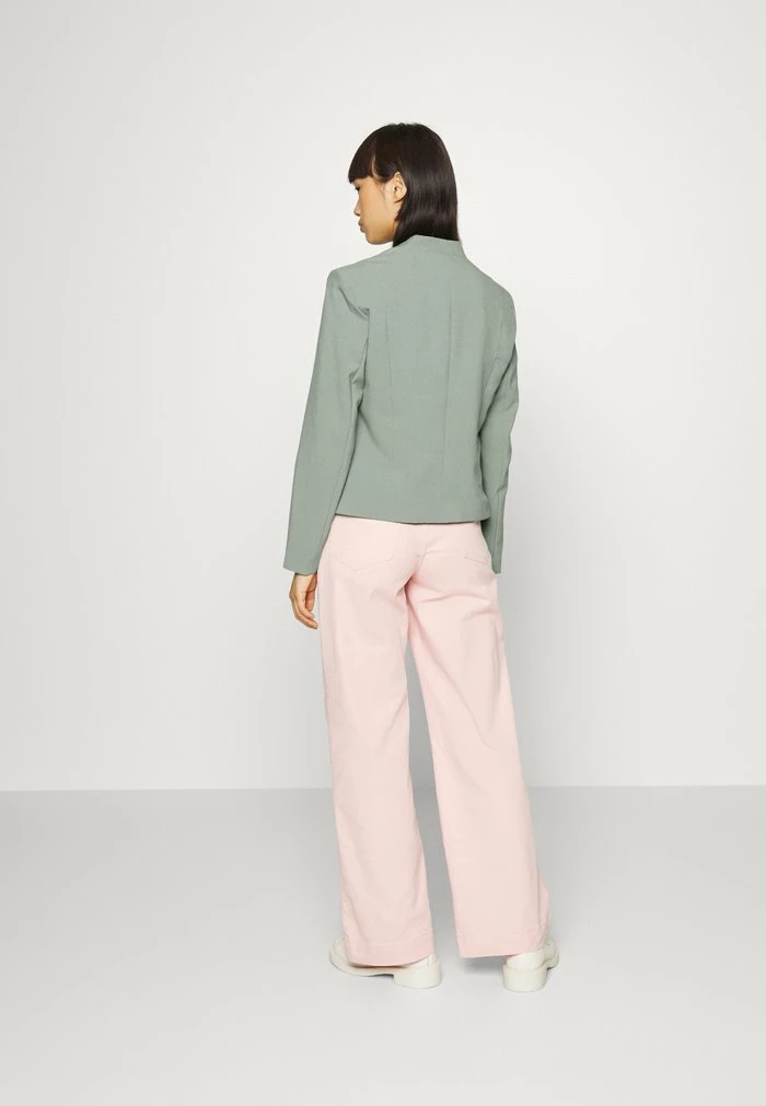 ONLY Petite ONLMADDY KOMA SHORT ZIP - Blazer - Sea Spray 5 ONLY Petite ONLMADDY KOMA SHORT ZIP - Blazer - Sea Spray - Image 3