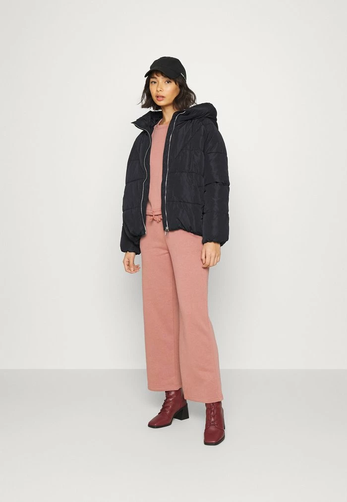 ONLY Petite ONLALINA PUFFER PETIT - Winter Jacket - Black 4 ONLY Petite ONLALINA PUFFER PETIT - Winter Jacket - Black - Image 2