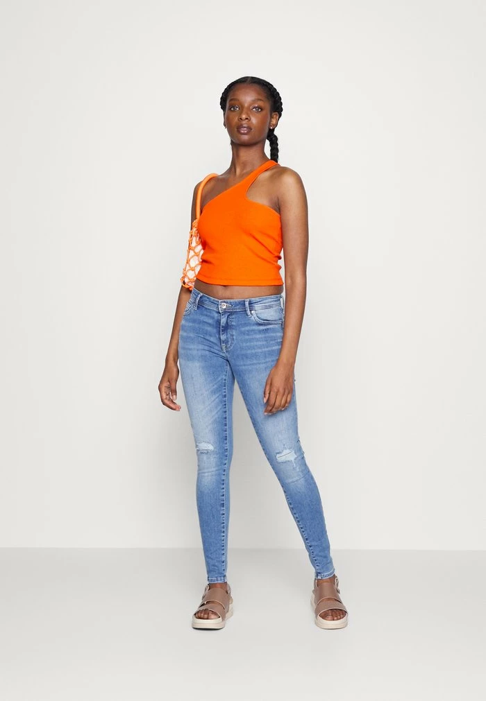 ONLY Petite ONLSHAPEREG PUSH UP - Jeans Skinny Fit - Medium Blue Denim 4 ONLY Petite ONLSHAPEREG PUSH UP - Jeans Skinny Fit - Medium Blue Denim - Image 2