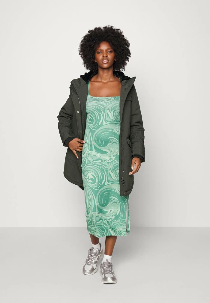 ONLY Petite ONLMAASTRICHT JACKET - Short Coat - Peat 4 ONLY Petite ONLMAASTRICHT JACKET - Short Coat - Peat - Image 2