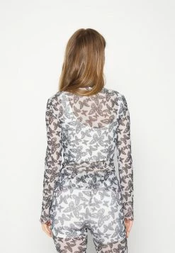 ONLY Petite ONLISA - Long Sleeved Top - Cloud Dancer -ONLY Petite store 9b6bb52404514e358e996f306dd93709