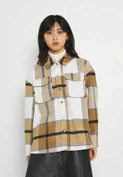 ONLY Petite ONLMACI CHECK SHACKET - Short Coat - Cloud Dancer/black/chipmunk