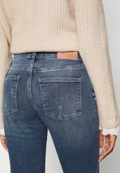 ONLY Petite ONLTIGER LOW WAIST WIDE FLARED - Bootcut Jeans - Dark Blue Denim -ONLY Petite store 9ddfb5f23a5f49ab928e4d1d43d7c6ce