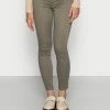 ONLY Petite ONLMIRINDA BASIC SKINNY PANT - Trousers - Kalamata -ONLY Petite store 9e83993de694430782734fff96007db7