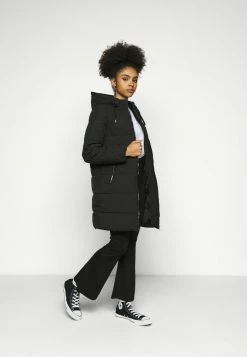 ONLY Petite ONLDOLLY LONG PUFFER - Winter Coat - Black -ONLY Petite store a03a3b764b4b4c81809f8a895f6d98f9