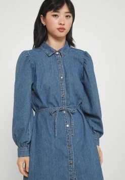 ONLY Petite ONLROCCO LIFE DRESS - Denim Dress - Medium Blue Denim -ONLY Petite store a21e8c3d8fd74b7aaf457fb9af59553a