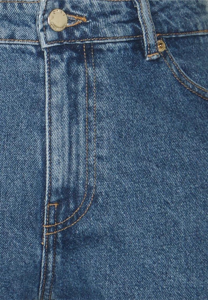 ONLY Petite ONLJAGGER LIFE HIGH MOM - Straight Leg Jeans - Medium Blue Denim 5 ONLY Petite ONLJAGGER LIFE HIGH MOM - Straight Leg Jeans - Medium Blue Denim - Image 3