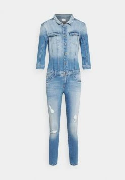 ONLY Petite ONLJULIA 3/4 DESTROY - Jumpsuit - Light Blue Denim