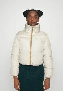ONLY Petite ONLRICKY PUFF JACKET - Winter Jacket - Off-white