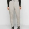 ONLY Petite ONLPOPTRASH EASY - Trousers - Light Grey Melange -ONLY Petite store ab476d80b02040619253c67d9737e4bc
