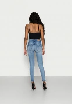 ONLY Petite ONLBLUSH LIFEMID - Jeans Skinny Fit - Light Blue Denim -ONLY Petite store ac2c4e8012254a12a357096eea682d1d